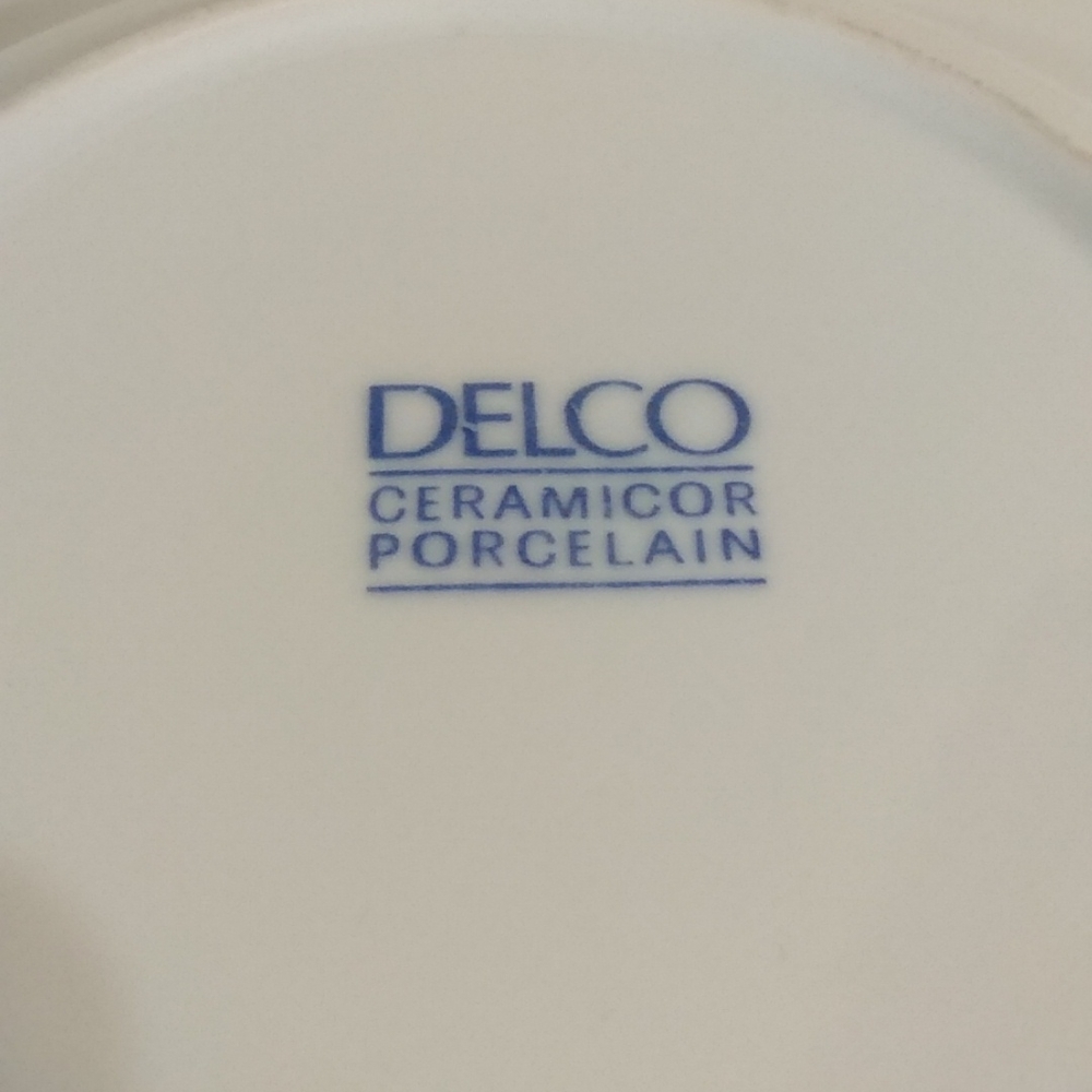 DELCO Ceramicor Porcelain Plates - Picture 2 of 4